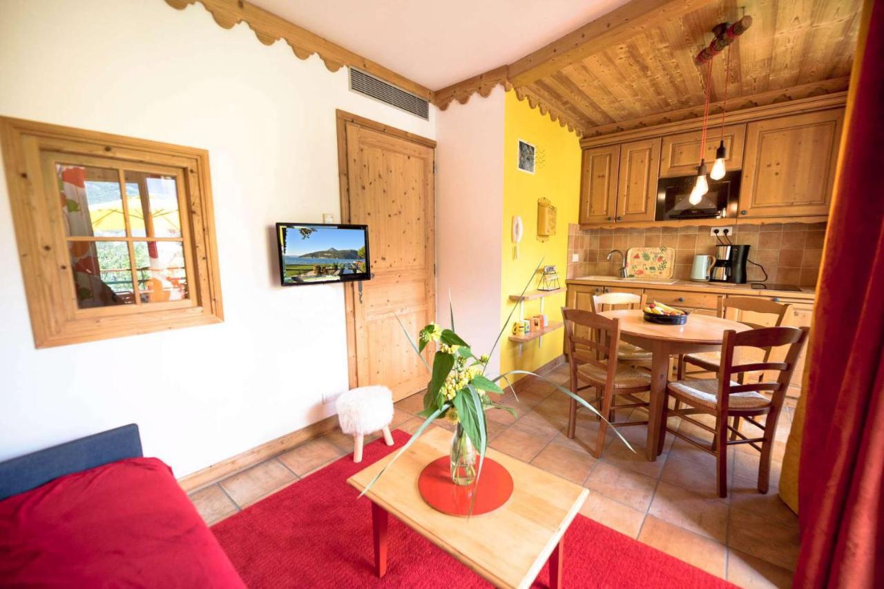 La Carte Postale Apartment Duingt Bagian luar foto